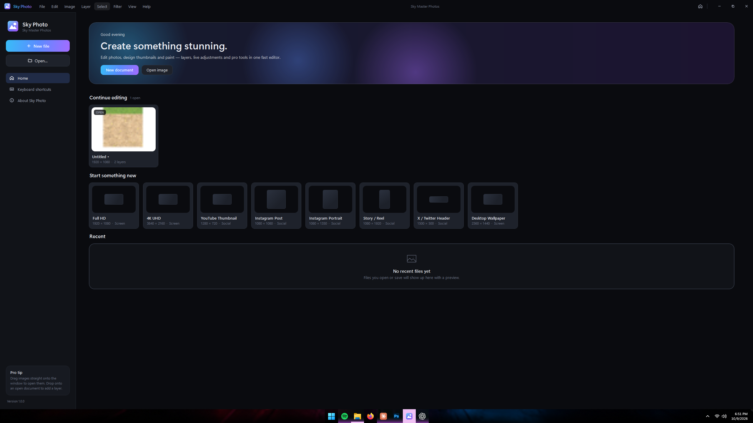 Sky Master Photos home screen with document presets